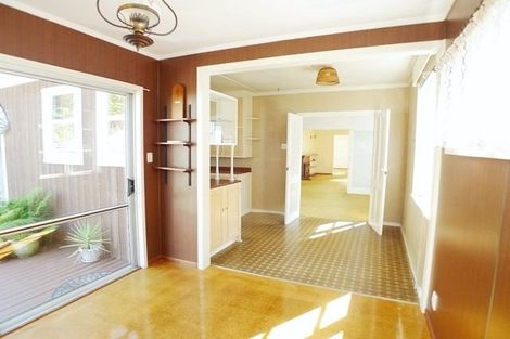 Photo of property in 19 Renton Road, Mount Albert, Auckland, 1025