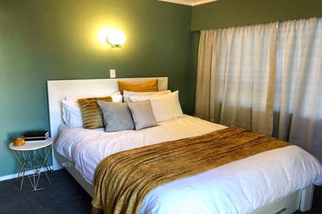 Photo of property in 13 East Street, Papakura, 2110