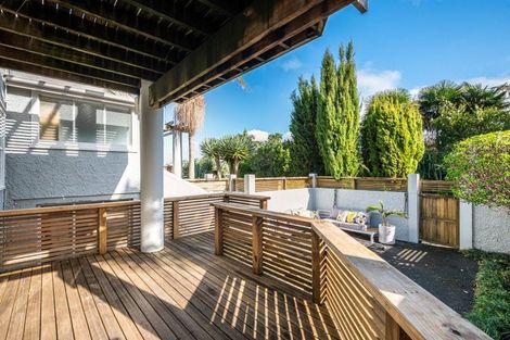 Photo of property in 2/13-15 Campbell Road, Takapuna, Auckland, 0622