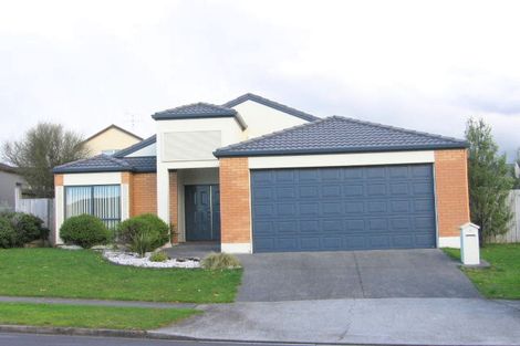 Photo of property in 3 Ridgefield Lane, East Tamaki Heights, Auckland, 2016