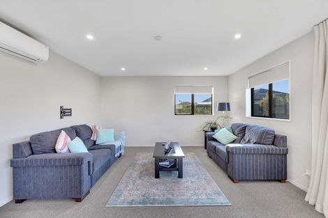 Photo of property in 5 Burke Lane, Amberley, 7410