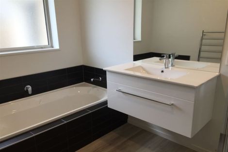 Photo of property in 10 Atap Place, Northwood, Christchurch, 8051