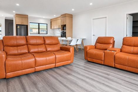 Photo of property in 2/42 Balmerino Crescent, Pukete, Hamilton, 3200