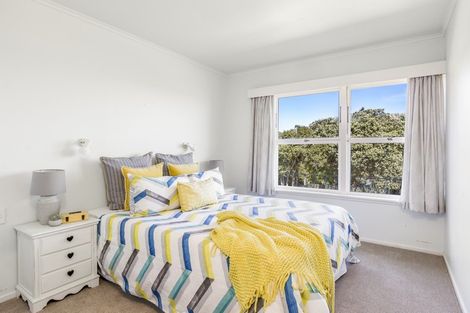 Photo of property in 899 Whangaparaoa Road, Manly, Whangaparaoa, 0930