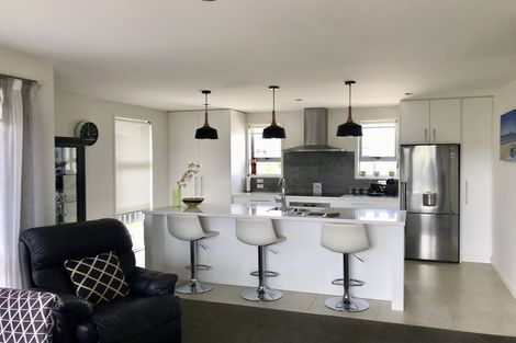 Photo of property in 8 Batty Street, Papamoa Beach, Papamoa, 3118