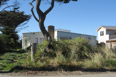 Photo of property in 15 Hunia Terrace, Himatangi Beach, Foxton, 4891