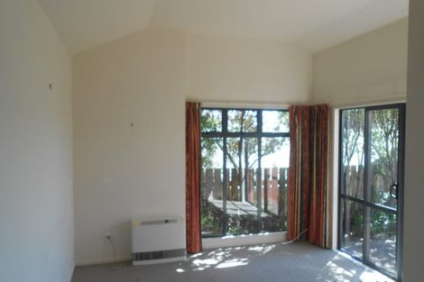 Photo of property in 6b Atamira Close, Churton Park, Wellington, 6037