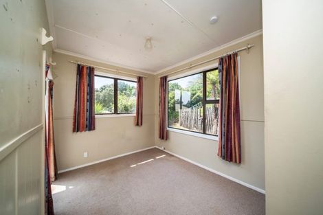 Photo of property in 115 Mangorei Road, Merrilands, New Plymouth, 4312