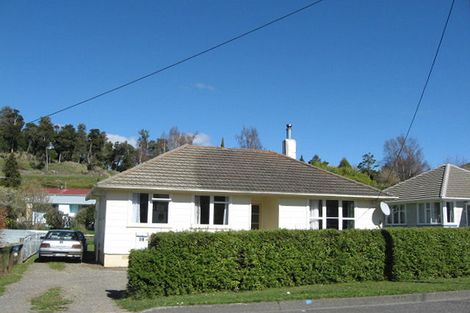 Photo of property in 28 Goldfinch Street, Taihape, 4720