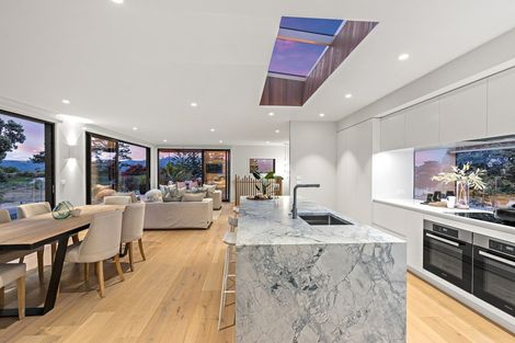 Photo of property in 14 Ida Way, Omaha, 0986