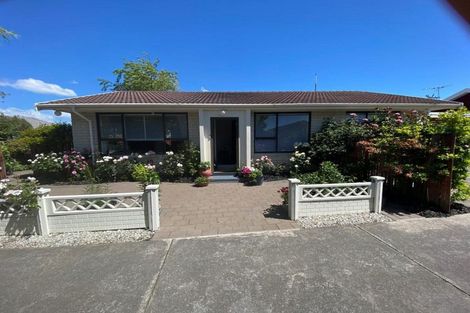 Photo of property in 1/23b Juniper Place, Burnside, Christchurch, 8053