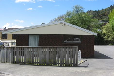 Photo of property in 4 Newgate Street, Picton, 7220