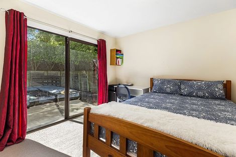 Photo of property in 30 Whanake Street, Titahi Bay, Porirua, 5022