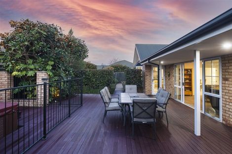 Photo of property in 70 Northwood Boulevard, Northwood, Christchurch, 8051