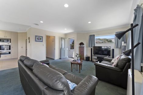 Photo of property in 79 Barrett Street, Westown, New Plymouth, 4310