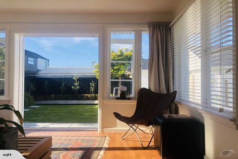 Photo of property in 141 Packe Street, Edgeware, Christchurch, 8013