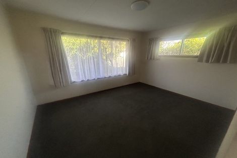 Photo of property in 16 Bale Place, Havelock North, 4130