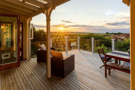 Photo of property in 21 Athol Street, Glenduan, Nelson, 7071