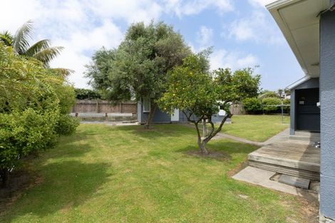Photo of property in 78 Kirk Street, Otaki, 5512