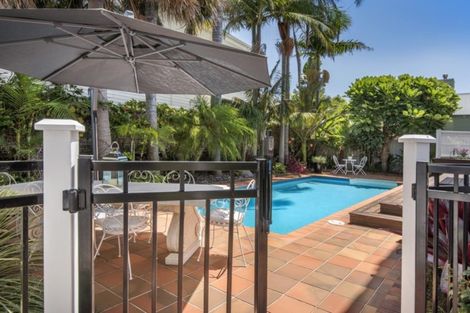 Photo of property in 1 Macky Avenue, Devonport, Auckland, 0624