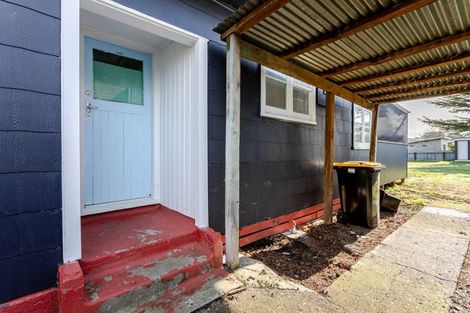 Photo of property in 8 Victor Street, Dannevirke, 4930