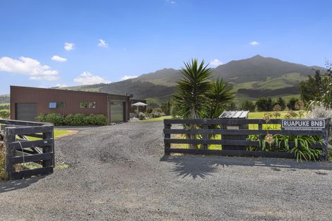 Photo of property in 812 Ruapuke Road, Raglan, 3296