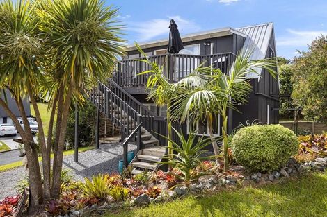 Photo of property in 8 Woodlands Avenue, Snells Beach, 0920