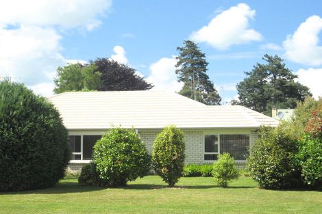 Photo of property in 39 Princes Street, Cambridge, 3434