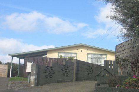 Photo of property in 12a Martin Grove, Normandale, Lower Hutt, 5010