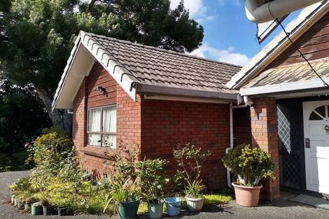 Photo of property in 10 Citation Way, Botany Downs, Auckland, 2010