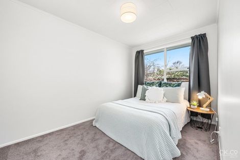 Photo of property in 1/31 Gemstone Drive, Birchville, Upper Hutt, 5018