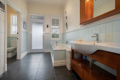 Photo of property in 37 Ryvington Lane, Tamahere, Hamilton, 3283