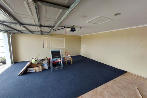 Photo of property in 27 Gordon Stanley Drive, Massey, Auckland, 0614