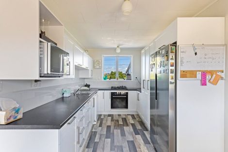 Photo of property in 291 Manutahi Road, Lepperton, New Plymouth, 4372