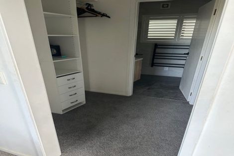 Photo of property in 1/35 Aberdeen Road, Castor Bay, Auckland, 0620