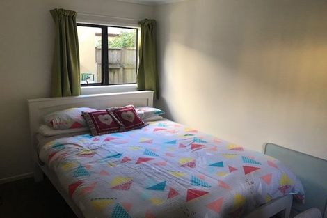 Photo of property in 11 Melrose Crescent, Melrose, Wellington, 6023