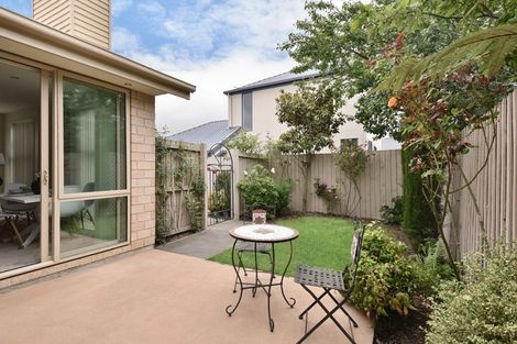 Photo of property in 3/38 Sawyers Arms Road, Northcote, Christchurch, 8052