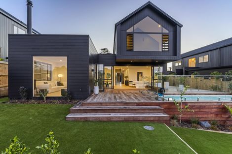 Photo of property in 37 Elliot Street, Howick, Auckland, 2014