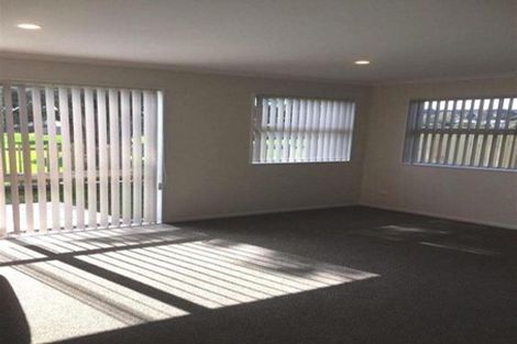 Photo of property in 28 Totara Meadows Court, Wiri, Auckland, 2104