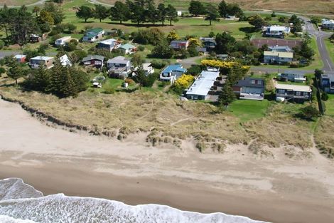 Photo of property in 79c Blue Pacific Parade, Riversdale Beach, Masterton, 5872