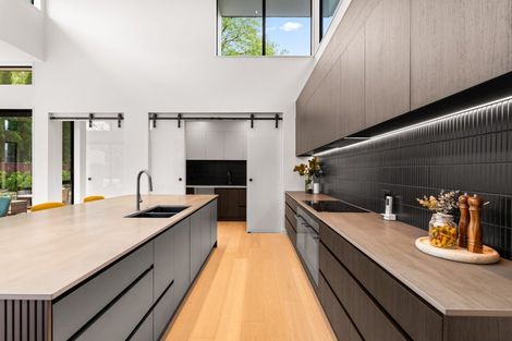 Photo of property in 99a Fendalton Road, Fendalton, Christchurch, 8014