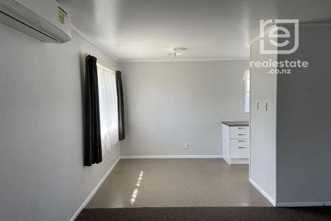 Photo of property in 15 Burndale Terrace, Manurewa, Auckland, 2102