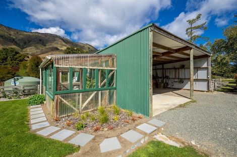 Photo of property in 61 Matiri West Bank Road, Matiri, Murchison, 7077