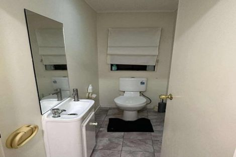 Photo of property in 2c Glen Road, Ranui, Auckland, 0612