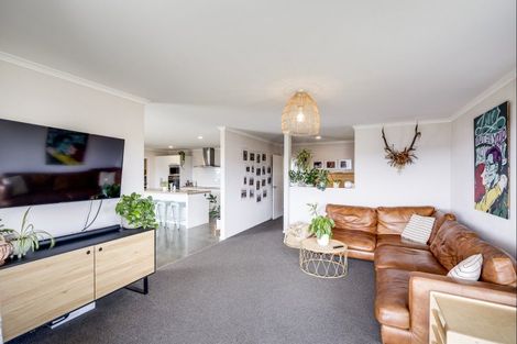 Photo of property in 174 Eskridge Drive, Eskdale, Napier, 4182