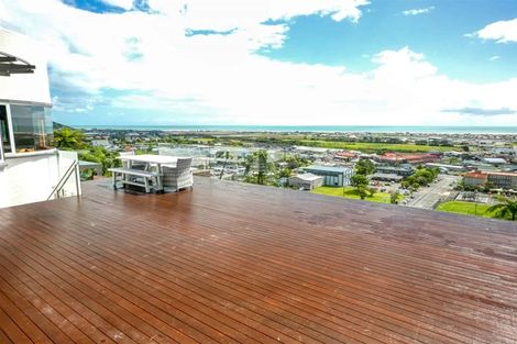 Photo of property in 41 Puketahi Street, Greymouth, 7805