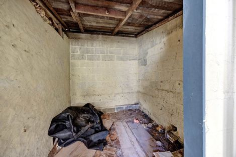 Photo of property in 87 Whitcombe Road, Opunake, 4616