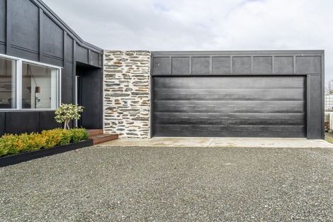 Photo of property in 9e Union Street, Winton, 9720