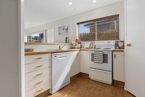 Photo of property in 5c Tawa Street, Mount Maunganui, 3116