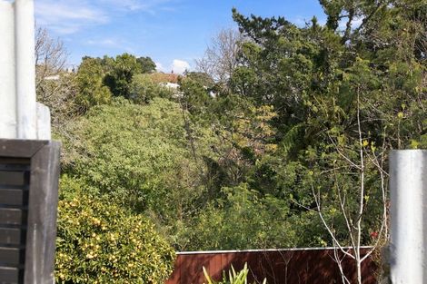 Photo of property in 28 Annandale Street, Lynmouth, New Plymouth, 4310